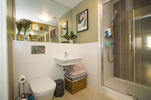 Photo 8- click for photo gallery